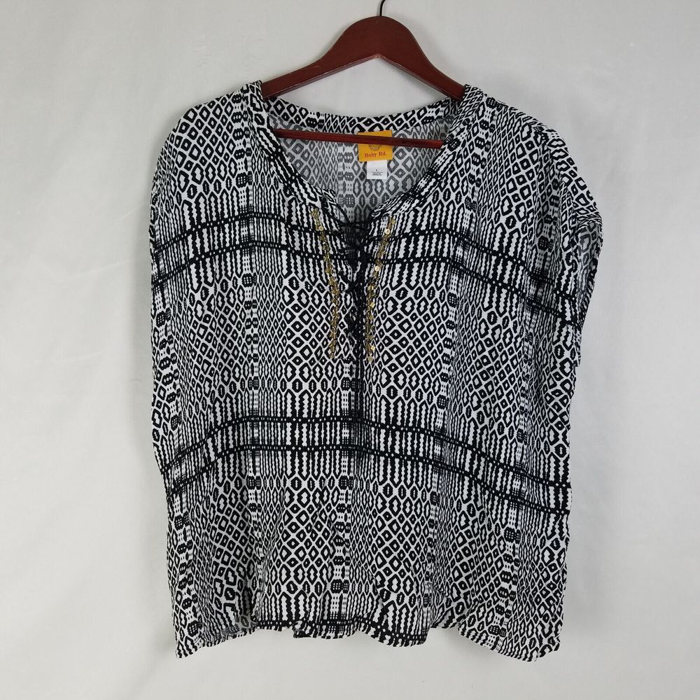 Ruby Rd Shirt Womens Large Black White Top Geometric Sleeveless Lace‎ Up Split